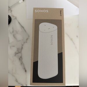 Sonos Roam 2 Ultra Portable Smart Speaker - white, brand new